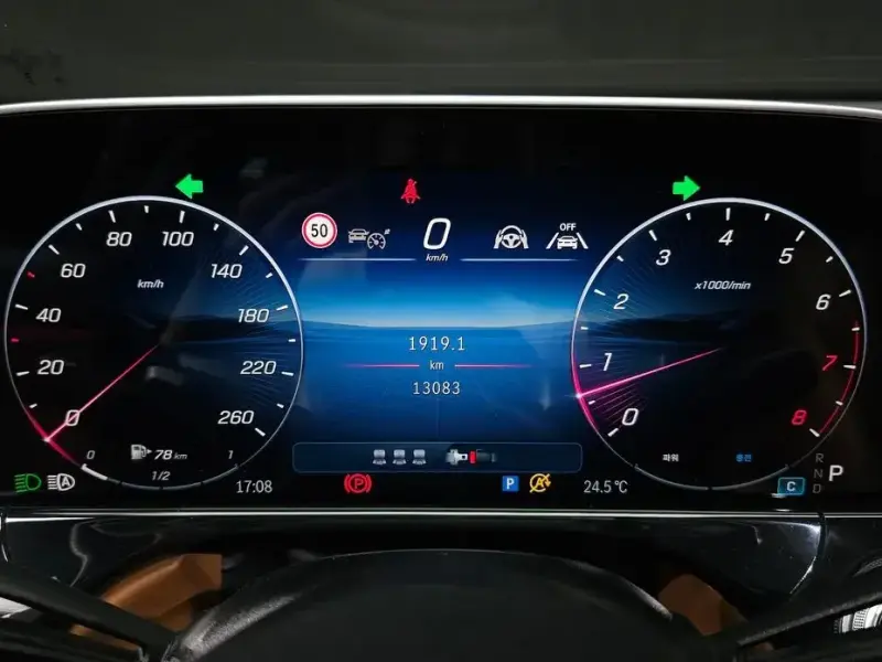 2024 Mercedes-Benz E-Класс с пробегом 13 083 км
