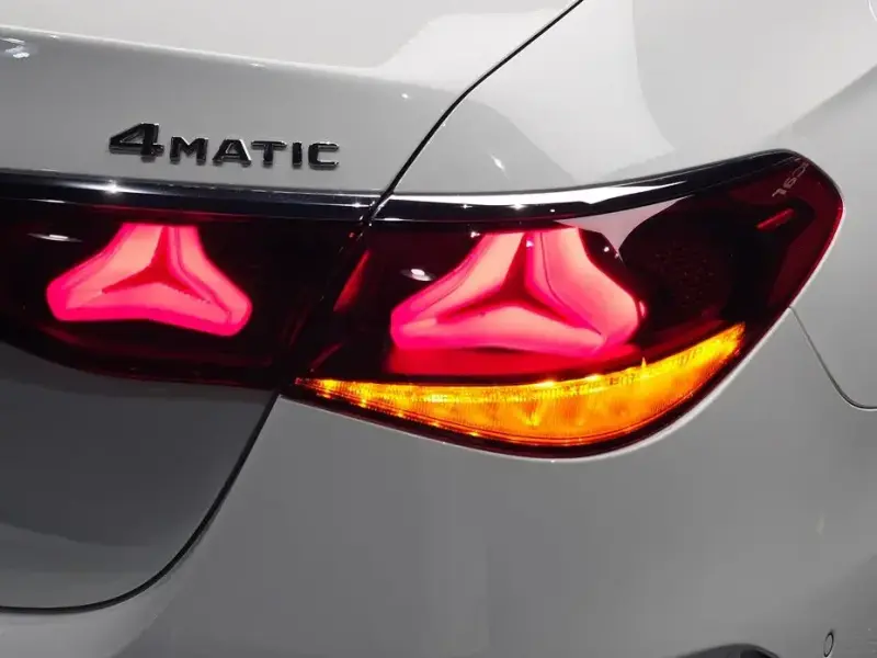 2024 Mercedes-Benz E-Класс с пробегом 13 083 км