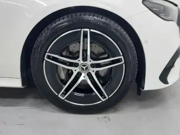 2024 Mercedes-Benz E-Класс с пробегом 21 531 км