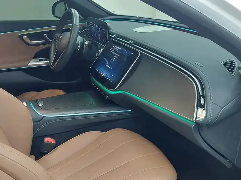 2025 Mercedes-Benz E-Класс с пробегом 17 595 км