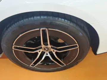 2025 Mercedes-Benz E-Класс с пробегом 12 330 км