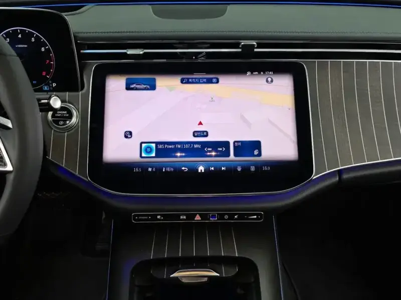 2025 Mercedes-Benz E-Класс с пробегом 10 508 км