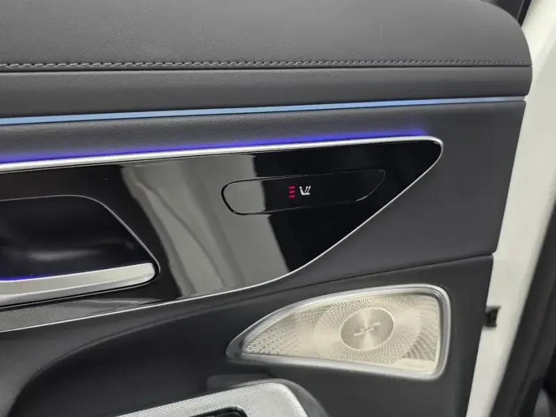 2025 Mercedes-Benz E-Класс с пробегом 10 508 км