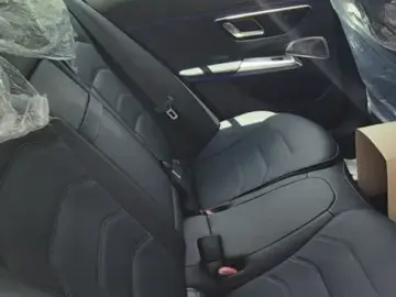 2026 Mercedes-Benz E-Класс с пробегом 11 км