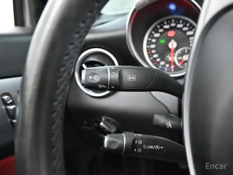 2017 Mercedes-Benz SLC с пробегом 81 777 км