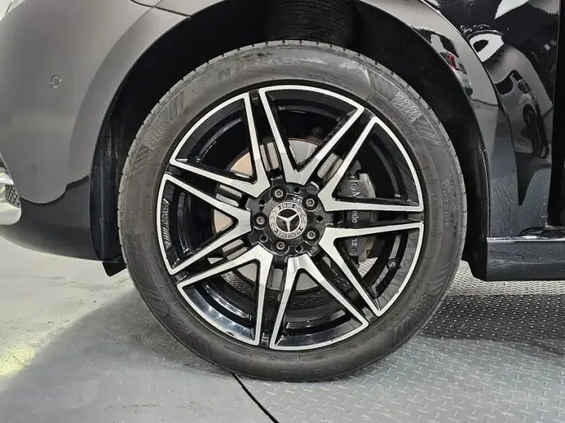 2023 Mercedes-Benz V-Класс с пробегом 49 215 км