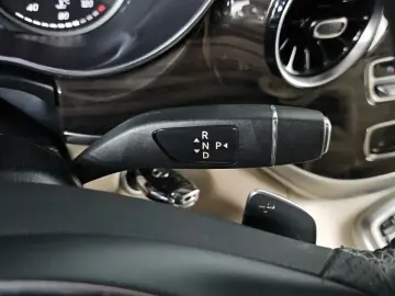 2023 Mercedes-Benz V-Класс с пробегом 49 215 км
