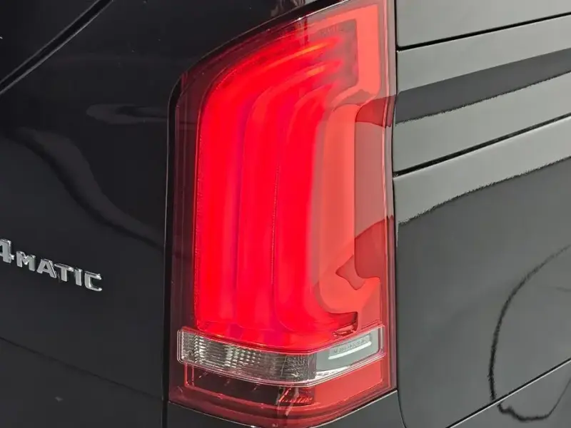 2023 Mercedes-Benz V-Класс с пробегом 49 215 км