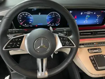 2025 Mercedes-Benz V-Класс с пробегом 19 км