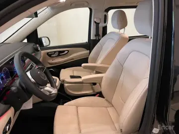 2025 Mercedes-Benz V-Класс с пробегом 19 км