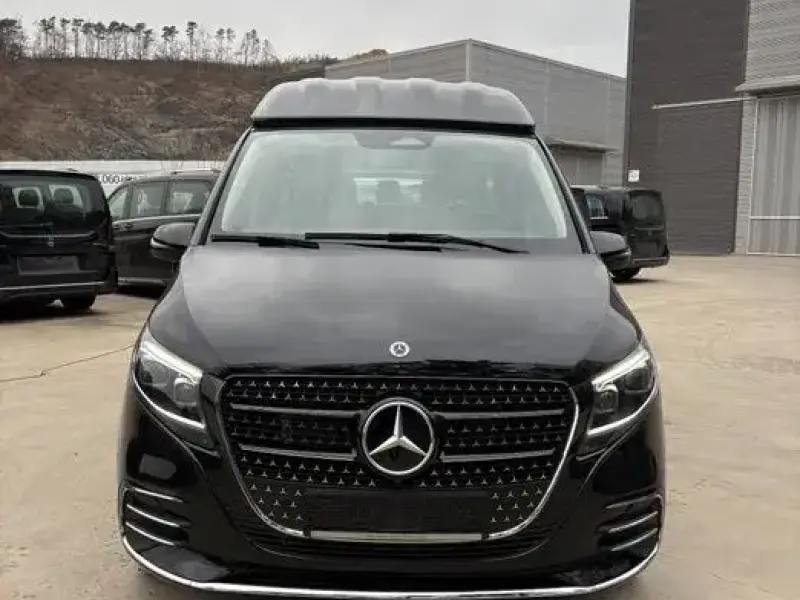 2025 Mercedes-Benz V-Класс с пробегом 28 км