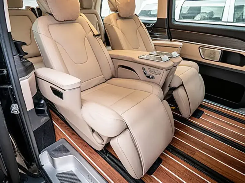 2025 Mercedes-Benz V-Класс с пробегом 19 км