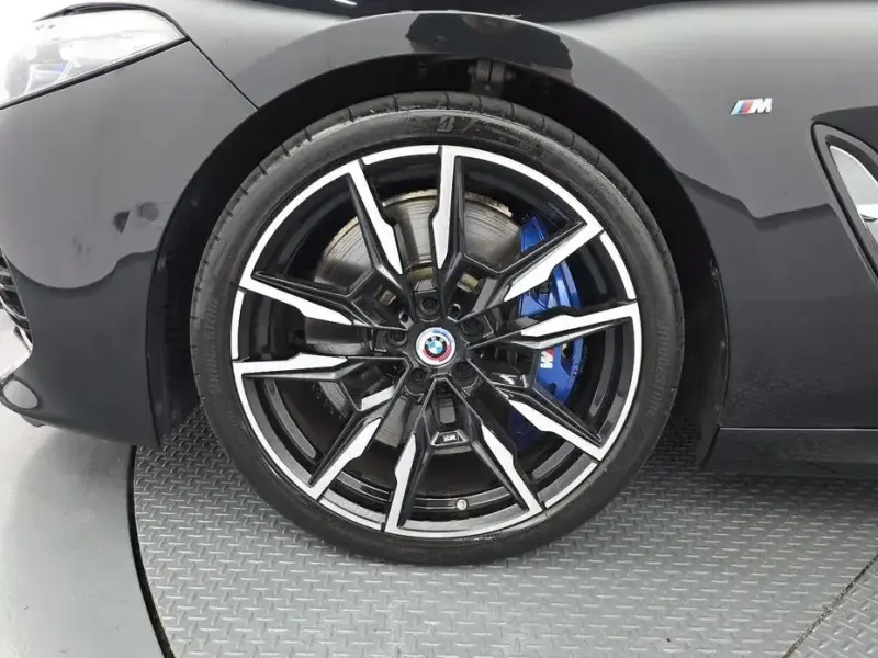 2023 BMW 8 серии с пробегом 23 856 км