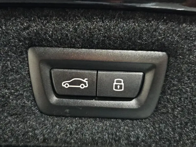 2023 BMW 8 серии с пробегом 7 974 км