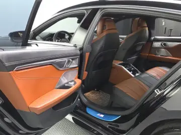 2023 BMW 8 серии с пробегом 23 856 км