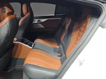 2024 BMW 8 серии с пробегом 20 943 км