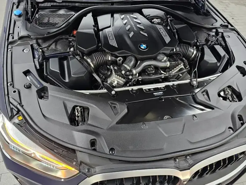 2024 BMW 8 серии с пробегом 21 014 км