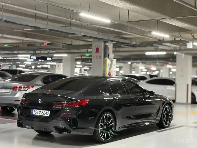 2023 BMW 8 серии с пробегом 8 500 км