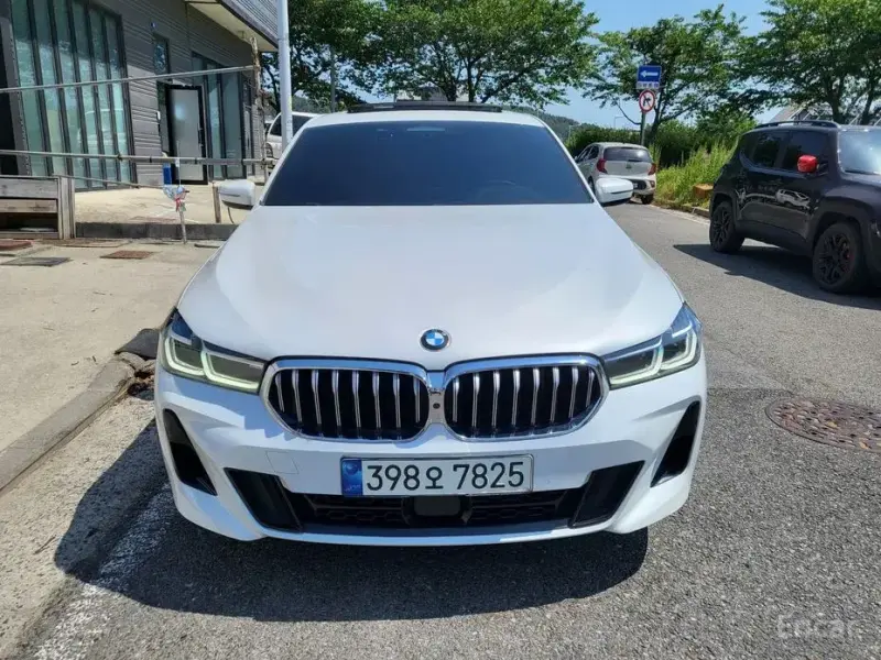 2021 BMW 6 серии с пробегом 90 756 км