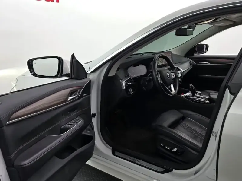2023 BMW 6 серии с пробегом 105 751 км