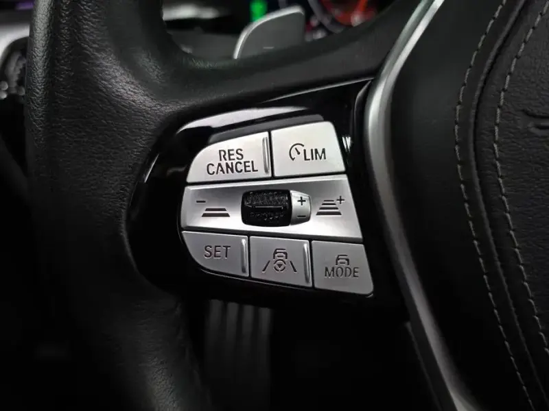 2023 BMW 6 серии с пробегом 105 751 км