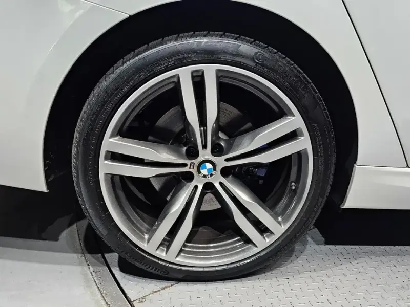 2022 BMW 6 серии с пробегом 90 703 км