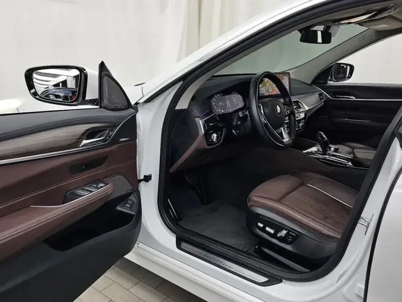 2024 BMW 6 серии с пробегом 16 341 км