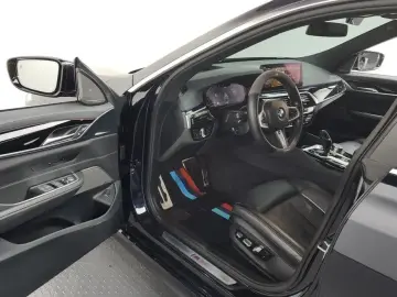 2022 BMW 6 серии с пробегом 70 780 км