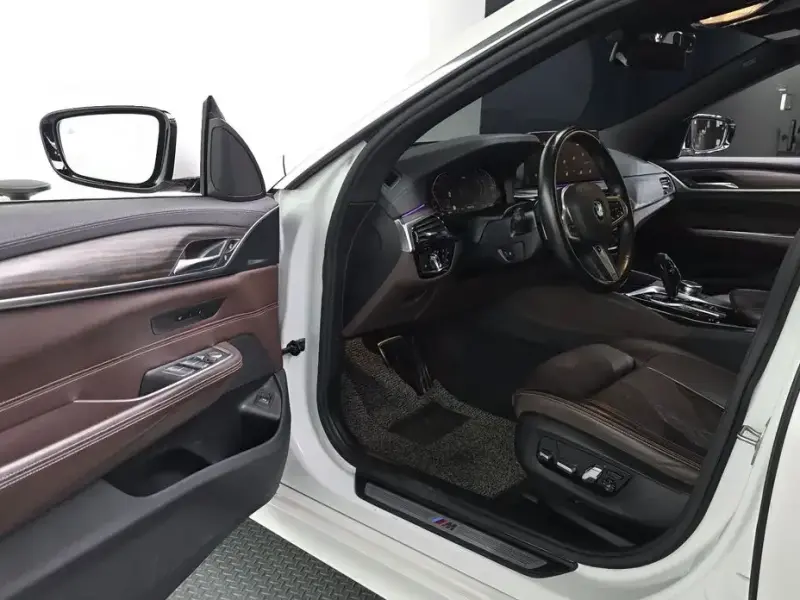2021 BMW 6 серии с пробегом 144 957 км