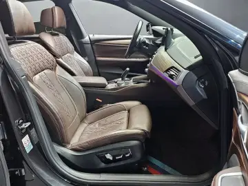 2021 BMW 6 серии с пробегом 102 011 км