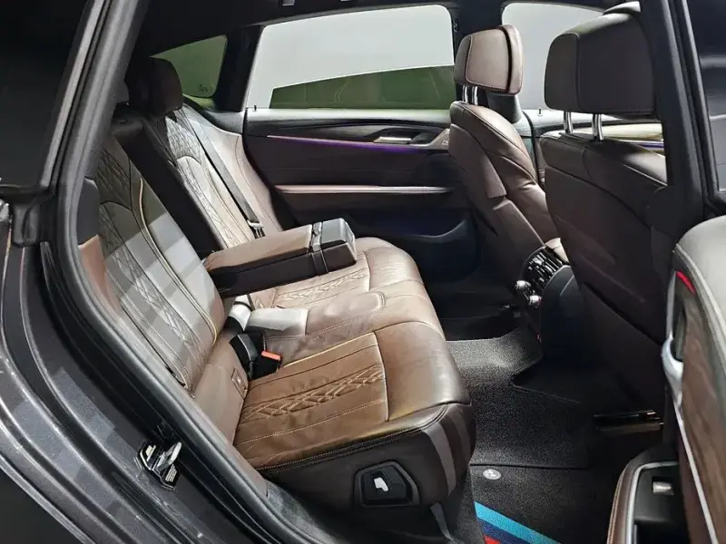 2021 BMW 6 серии с пробегом 102 011 км