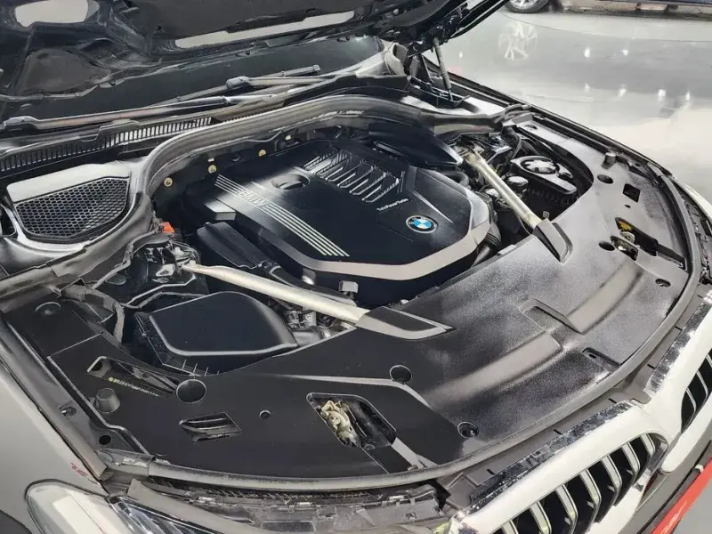 2022 BMW 6 серии с пробегом 100 441 км