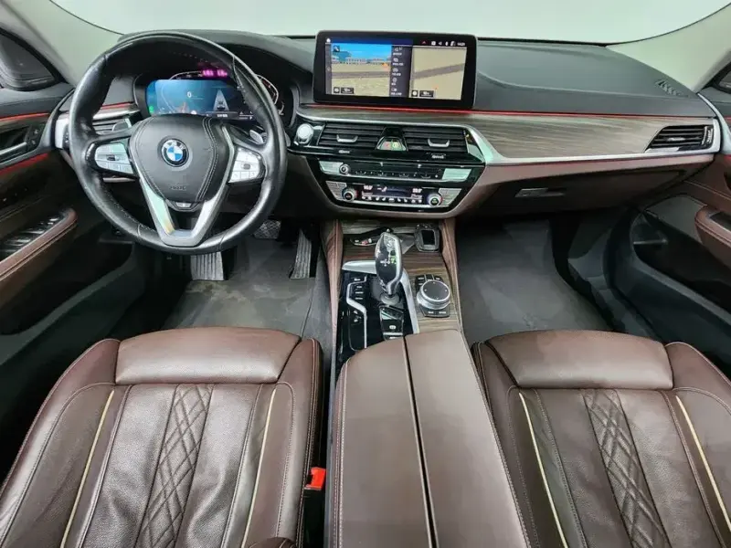 2022 BMW 6 серии с пробегом 100 441 км