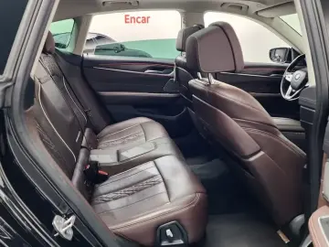 2022 BMW 6 серии с пробегом 100 441 км