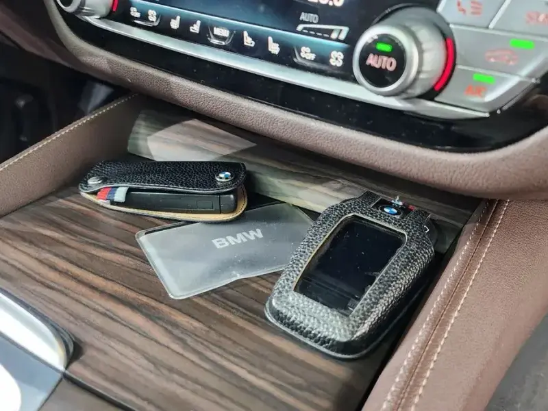 2022 BMW 6 серии с пробегом 100 441 км