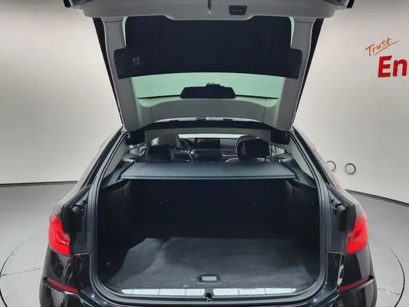 2022 BMW 6 серии с пробегом 100 441 км