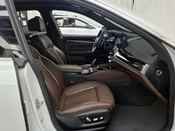 2022 BMW 6 серии с пробегом 65 907 км