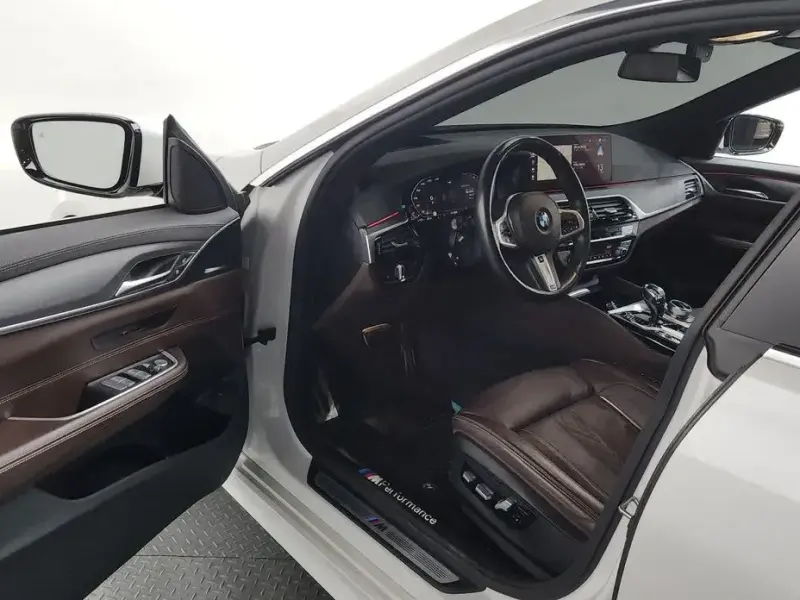 2021 BMW 6 серии с пробегом 144 719 км
