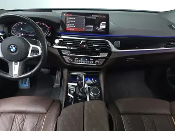 2022 BMW 6 серии с пробегом 44 072 км
