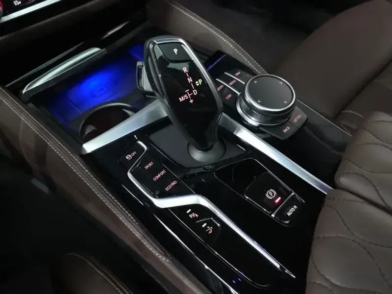 2022 BMW 6 серии с пробегом 44 072 км