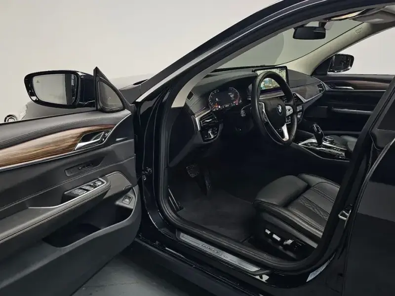 2023 BMW 6 серии с пробегом 58 019 км
