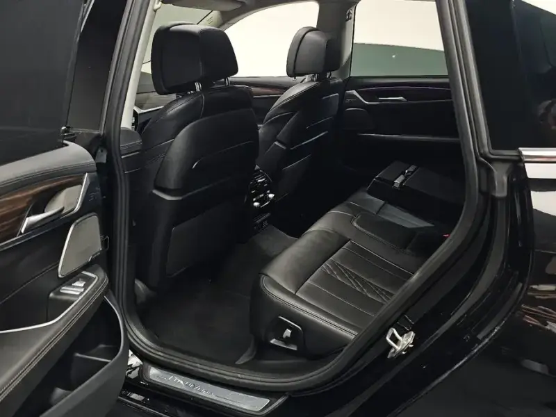 2023 BMW 6 серии с пробегом 58 019 км