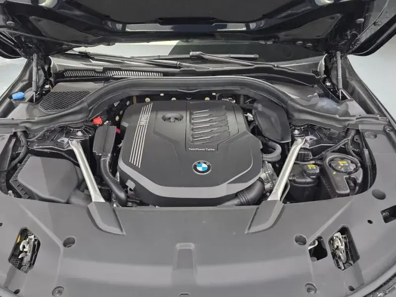 2022 BMW 6 серии с пробегом 40 618 км