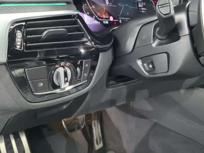 2022 BMW 6 серии с пробегом 40 618 км