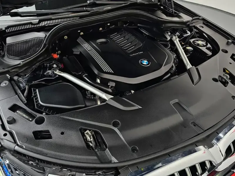 2021 BMW 6 серии с пробегом 24 518 км