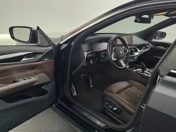 2021 BMW 6 серии с пробегом 24 518 км