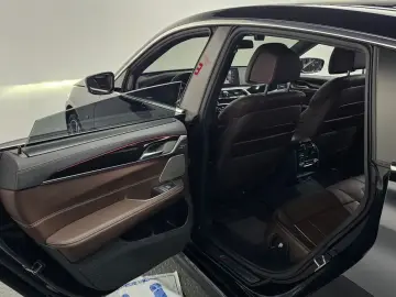 2021 BMW 6 серии с пробегом 24 518 км