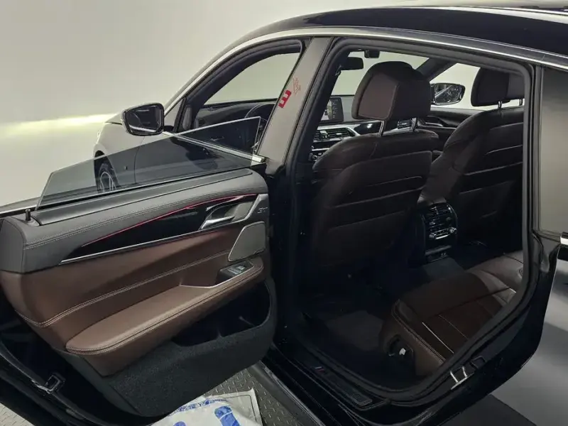 2021 BMW 6 серии с пробегом 24 518 км