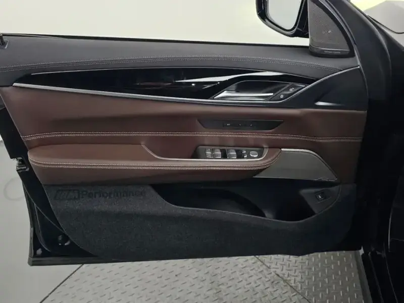 2021 BMW 6 серии с пробегом 24 518 км