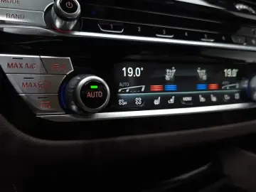 2022 BMW 6 серии с пробегом 32 253 км
